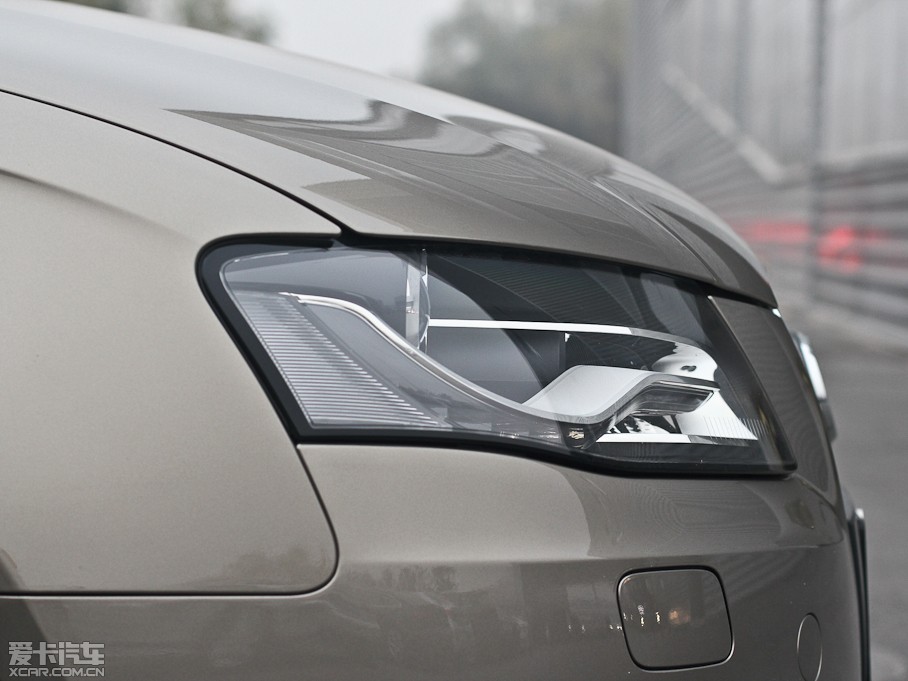 2012WA4L 2.0TFSI CVTm