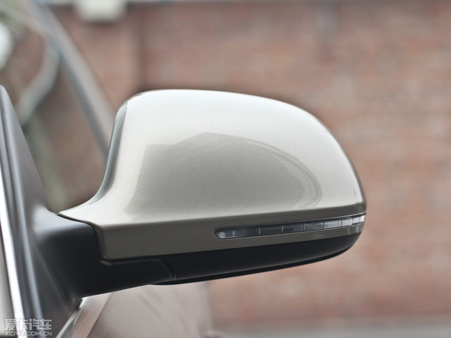 2012WA4L 2.0TFSI CVTm