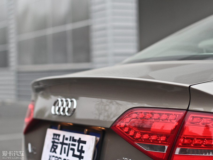 2012WA4L 2.0TFSI CVTm