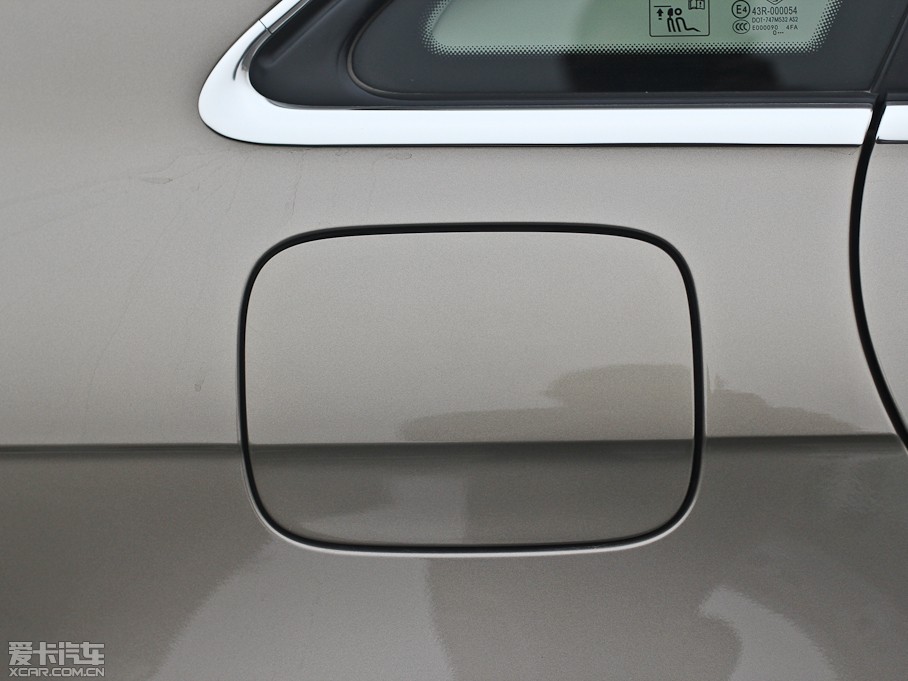 2012?yun)WA4L 2.0TFSI CVTm