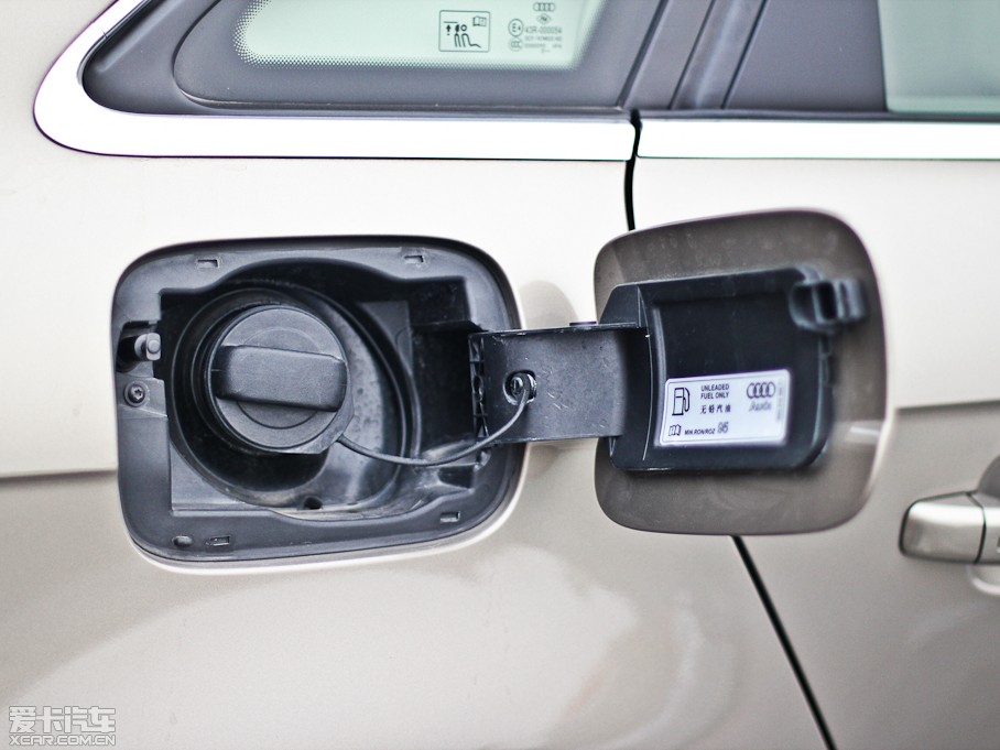 2012WA4L 2.0TFSI CVTm