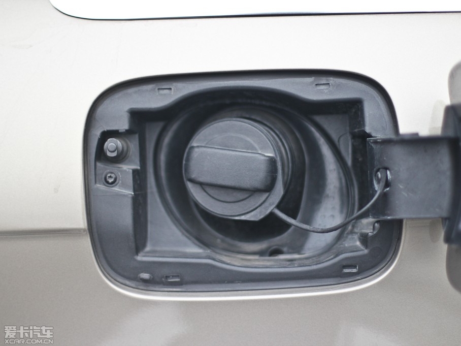 2012?yun)WA4L 2.0TFSI CVTm