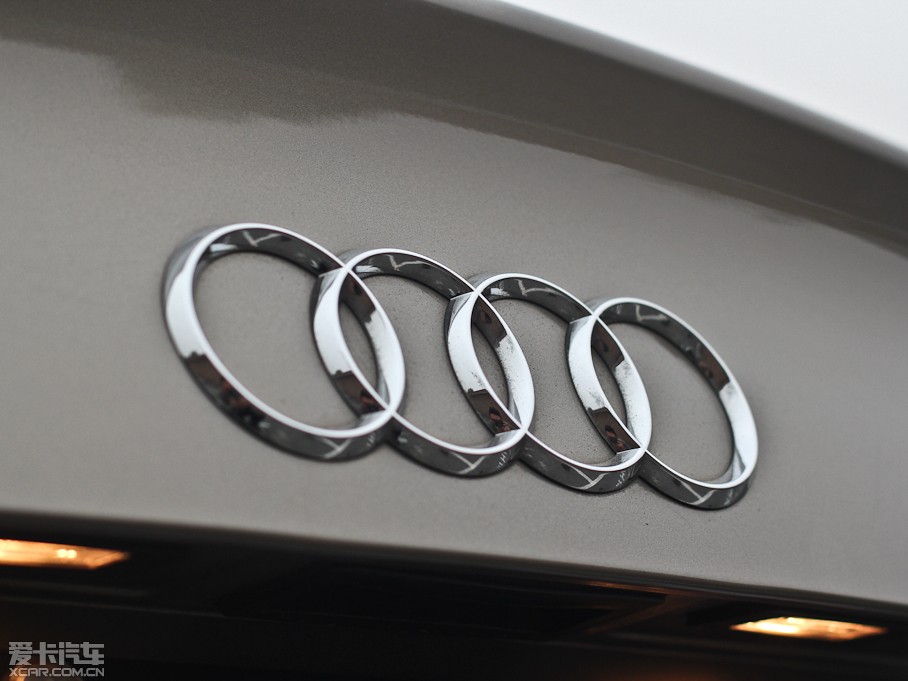 2012WA4L 2.0TFSI CVTm