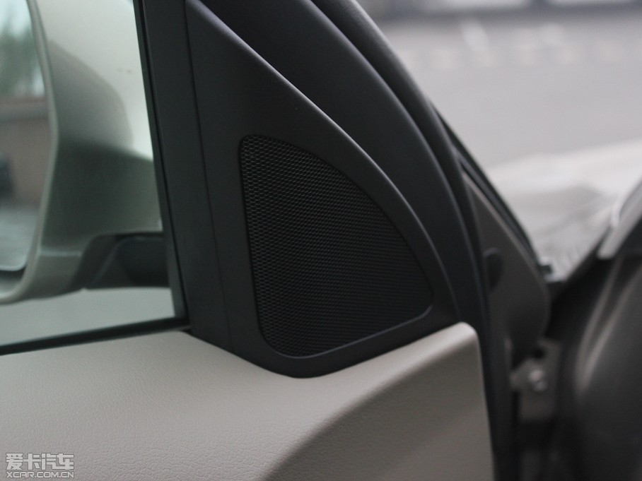 2012?yun)WA4L 2.0TFSI CVTm