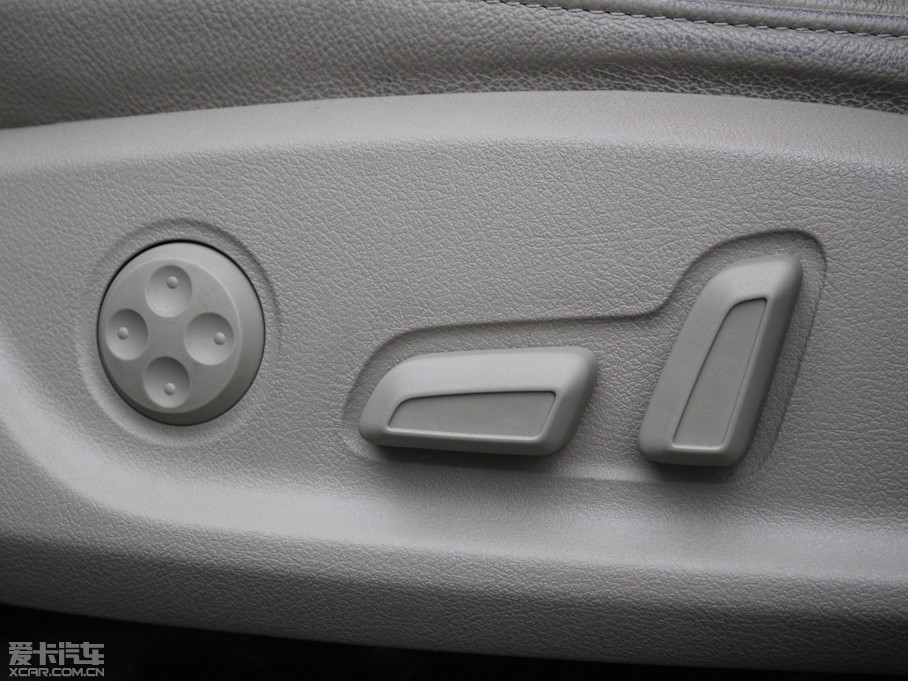 2012WA4L 2.0TFSI CVTm