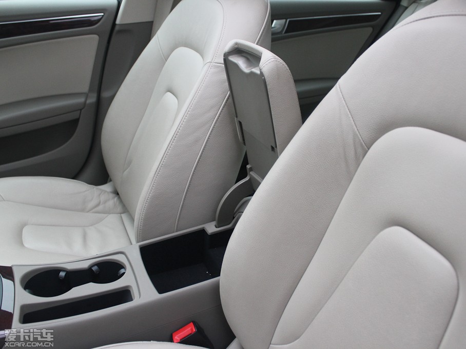 2012WA4L 2.0TFSI CVTm