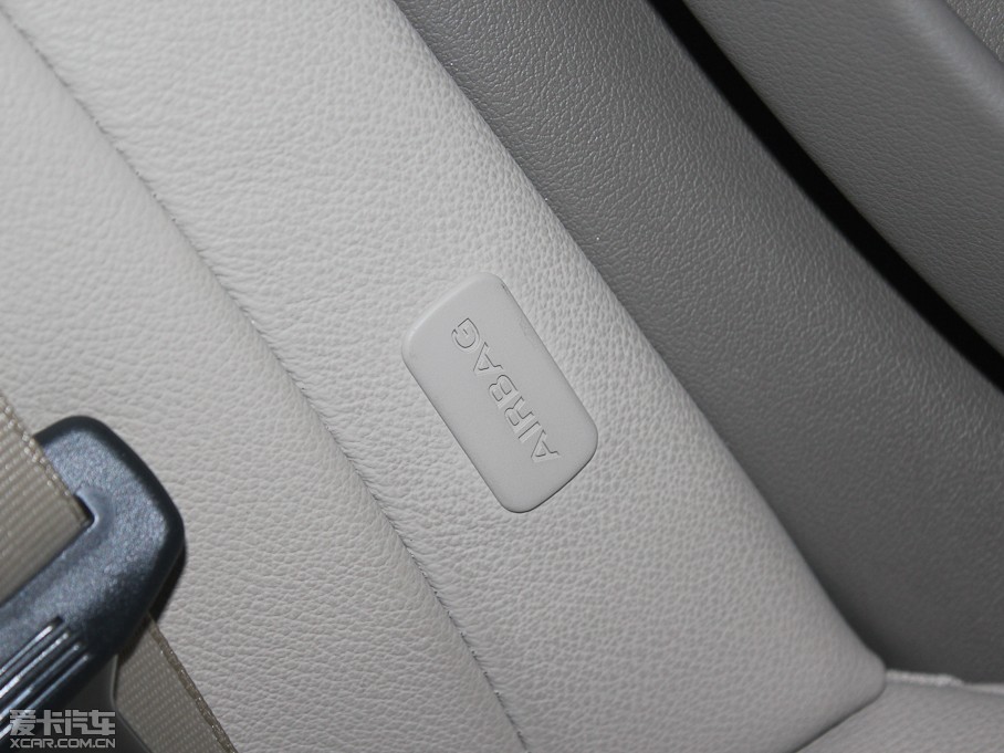 2012?yun)WA4L 2.0TFSI CVTm