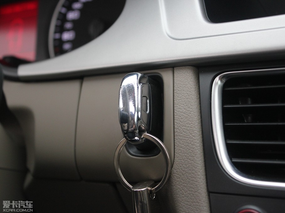 2012WA4L 2.0TFSI CVTm