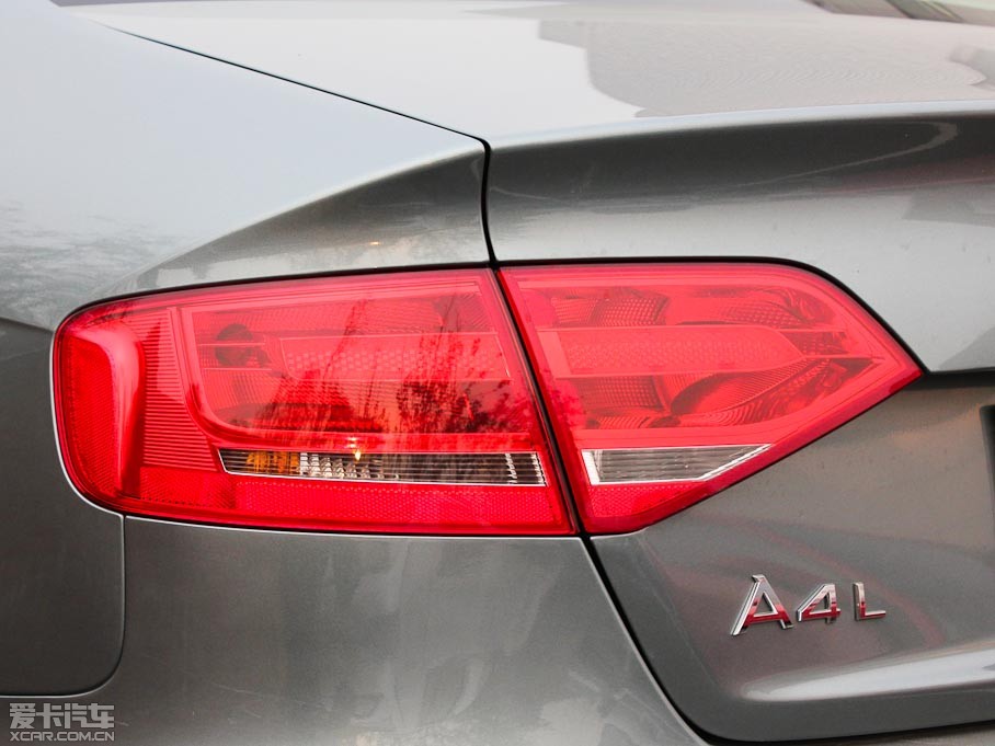 2012?yun)WA4L 1.8TFSI CVTm