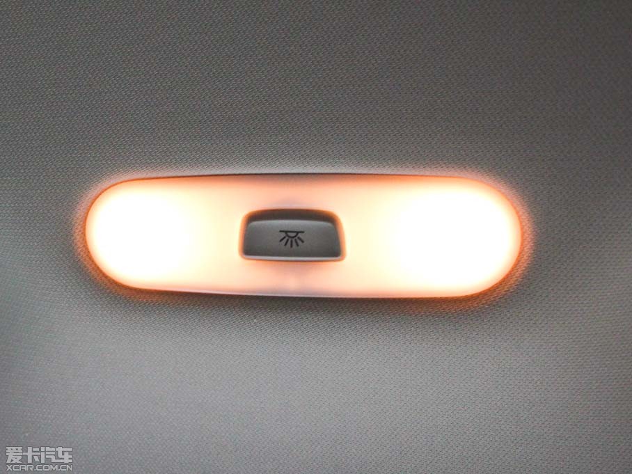 2012?yun)WA4L 1.8TFSI CVTm