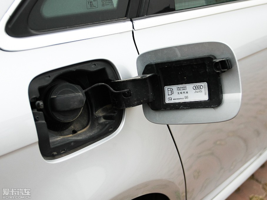 2012WA4L 2.0TFSI CVTA