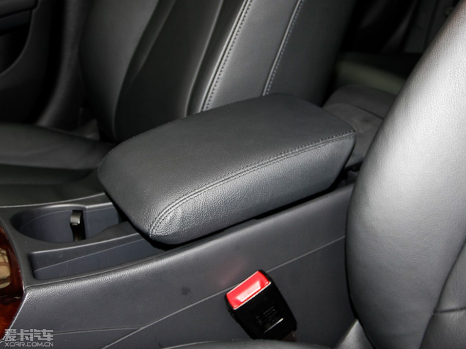 2012?yun)WA4L 2.0TFSI CVTA