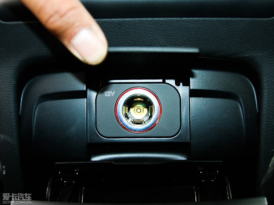 2012?yun)WA4L 2.0TFSI CVTA