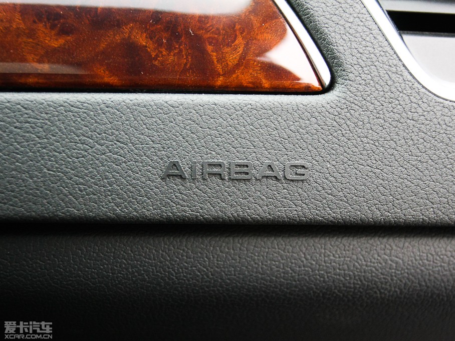 2012?yun)WA4L 2.0TFSI CVTA