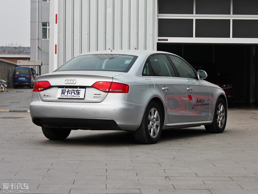 2012WA4L 2.0TFSI CVTg(sh)