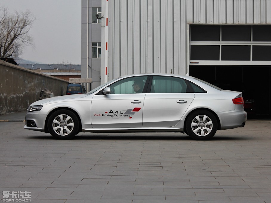 2012WA4L 2.0TFSI CVTg