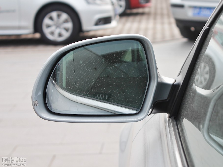 2012WA4L 2.0TFSI CVTg