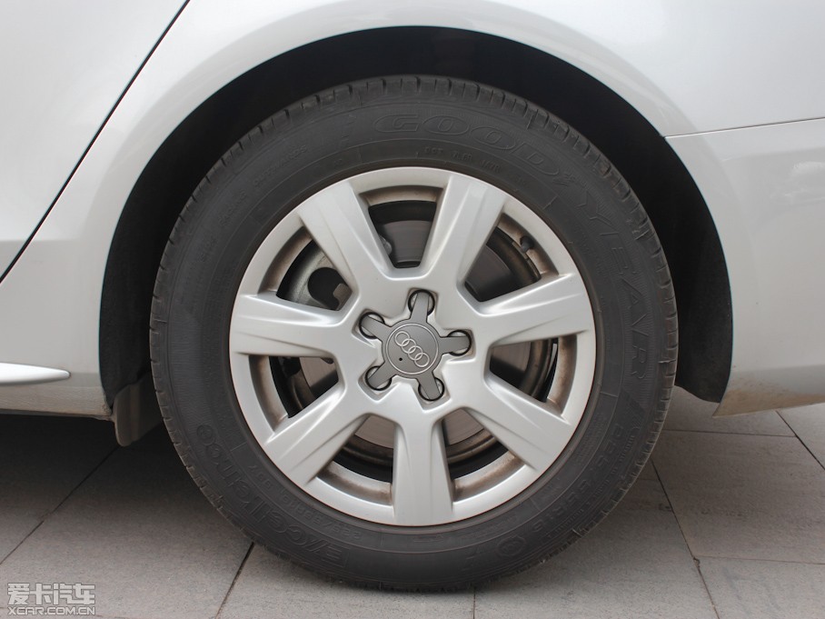 2012WA4L 2.0TFSI CVTg