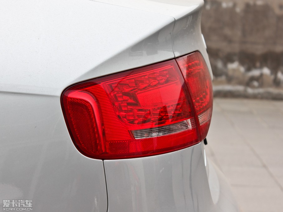 2012?yun)WA4L 2.0TFSI CVTg(sh)