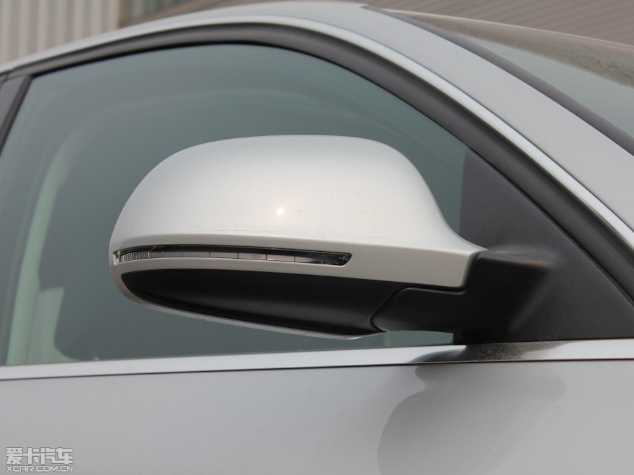 2012WA4L 2.0TFSI CVTg(sh)