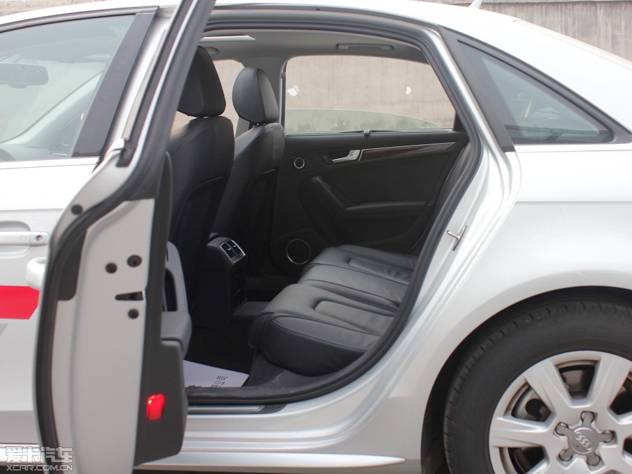 2012?yun)WA4L 2.0TFSI CVTg(sh)