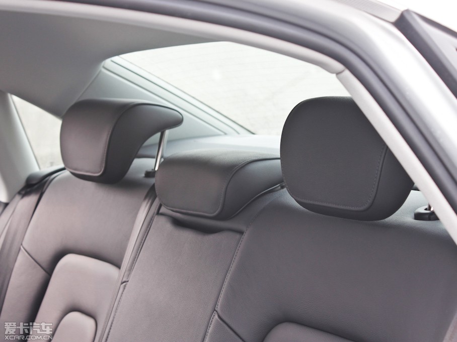 2012WA4L 2.0TFSI CVTg