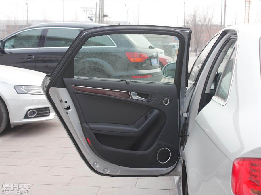 2012WA4L 2.0TFSI CVTg