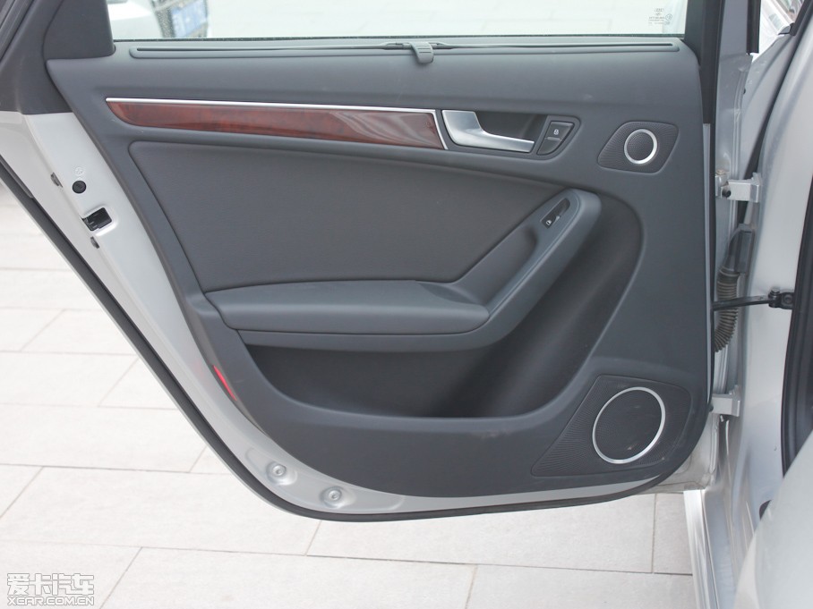 2012?yun)WA4L 2.0TFSI CVTg(sh)