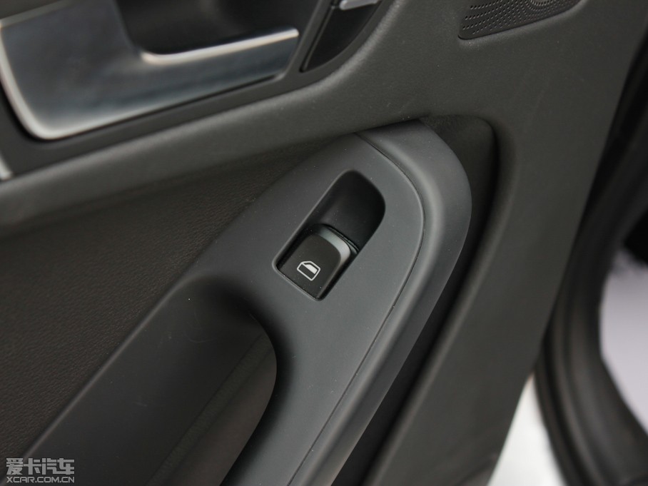 2012WA4L 2.0TFSI CVTg