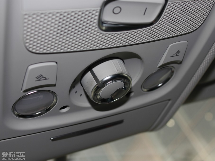 2012WA4L 2.0TFSI CVTg