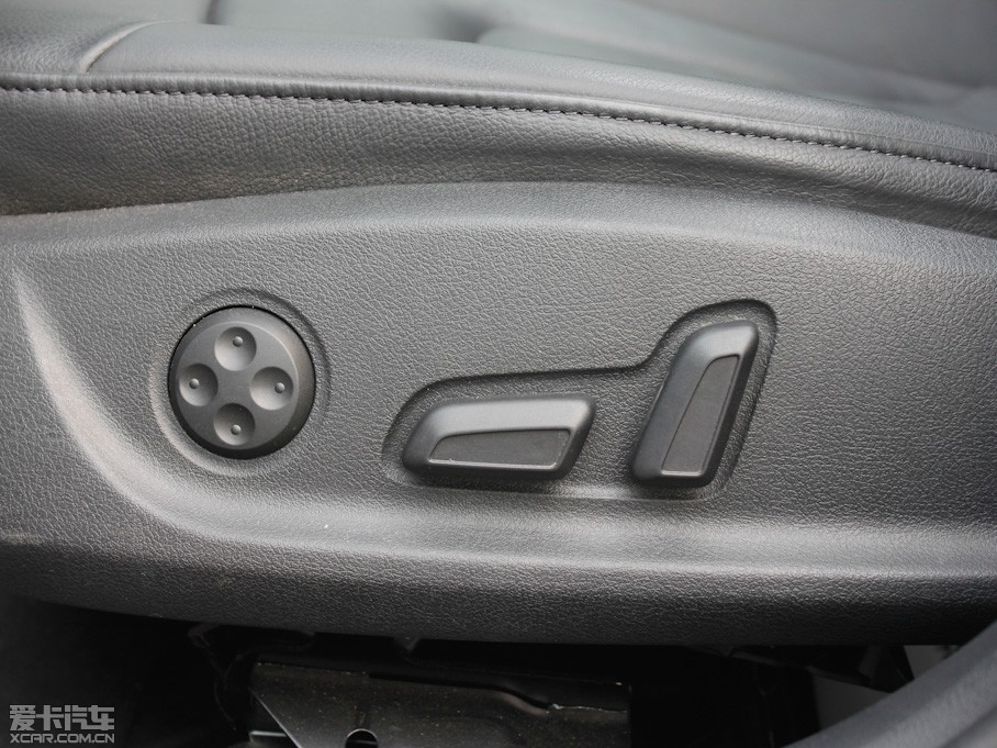 2012WA4L 2.0TFSI CVTg(sh)