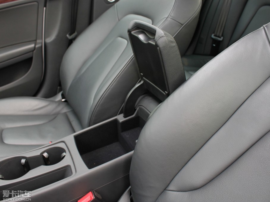 2012WA4L 2.0TFSI CVTg