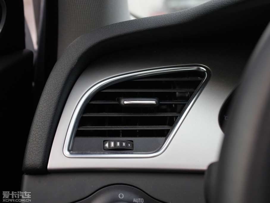 2012WA4L 2.0TFSI CVTg