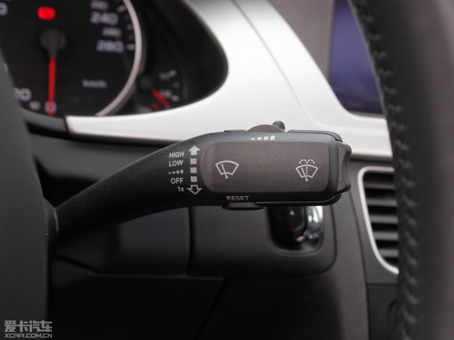 2012WA4L 2.0TFSI CVTg