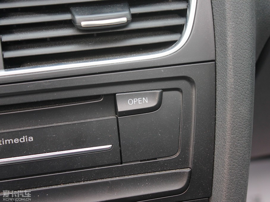 2012WA4L 2.0TFSI CVTg