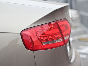 20122.0TFSI CVTm (ji)^