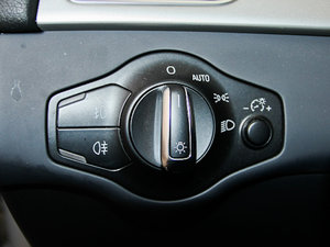 20122.0TFSI CVTA п؅^