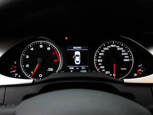 2012款2.0TFSI CVT豪华版 仪表