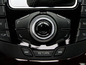 20122.0TFSI CVTA п؅^