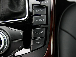 20122.0TFSI CVTA п؅^