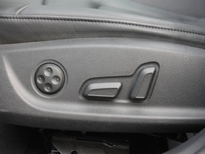 20122.0TFSI CVTg(sh) {{(dio)(ji)