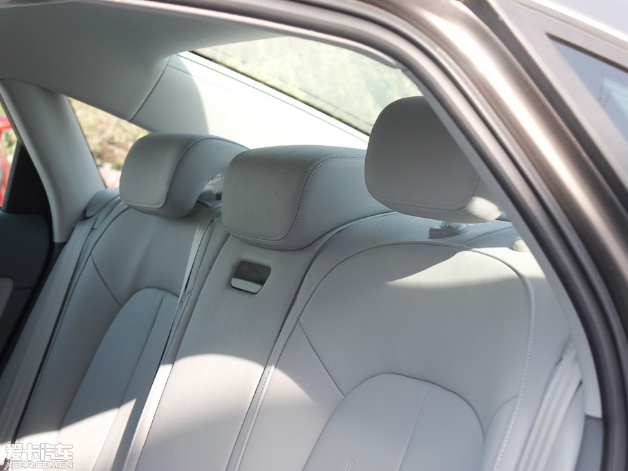 2012WA6L 30 FSI CVT(q)A