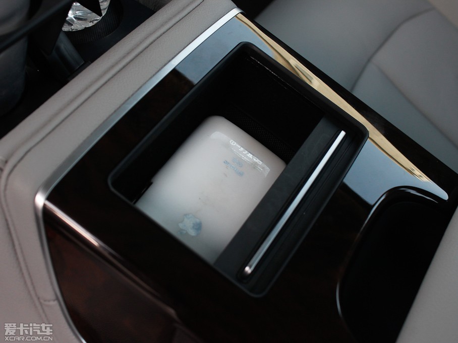 2012?yun)WA6L 30 FSI CVT(q)A