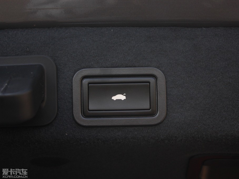 2012WA6L 30 FSI CVT(q)A