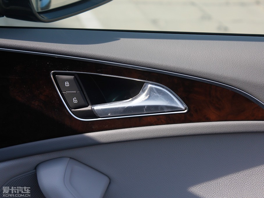 2012?yun)WA6L 30 FSI CVT(q)A