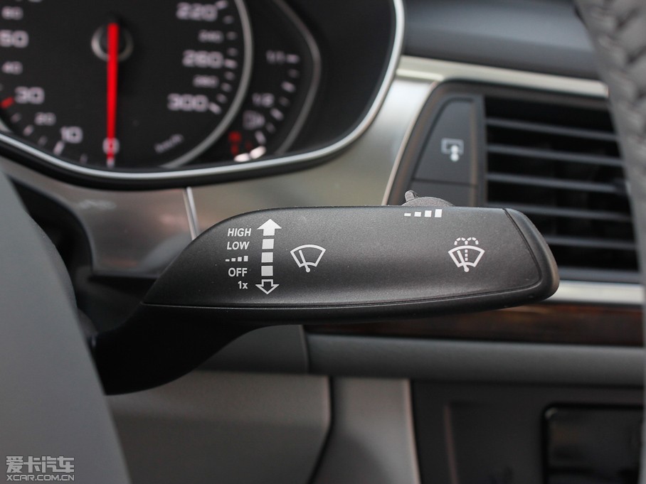 2012WA6L 30 FSI CVT(q)A