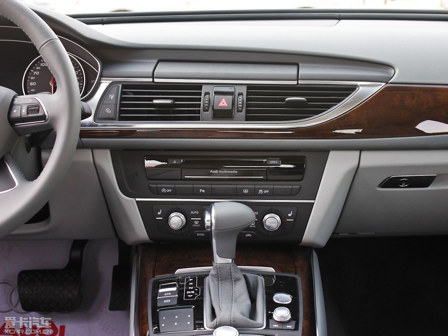 2012?yun)WA6L 30 FSI CVT(q)A