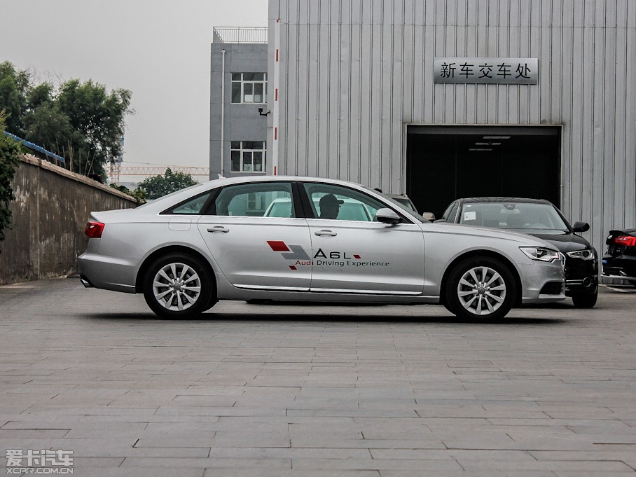 2012?yun)WA6L 2.0TFSI CVT(q)m