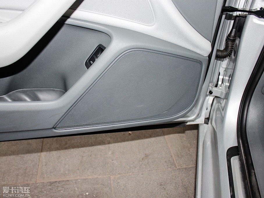 2012?yun)WA6L 2.0TFSI CVT(q)m