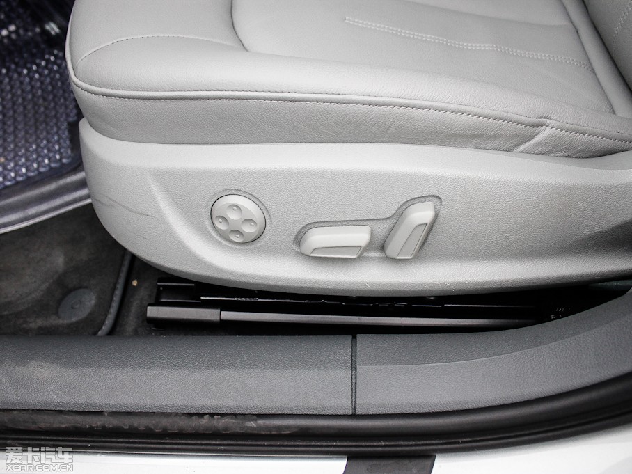 2012WA6L 2.0TFSI CVTm